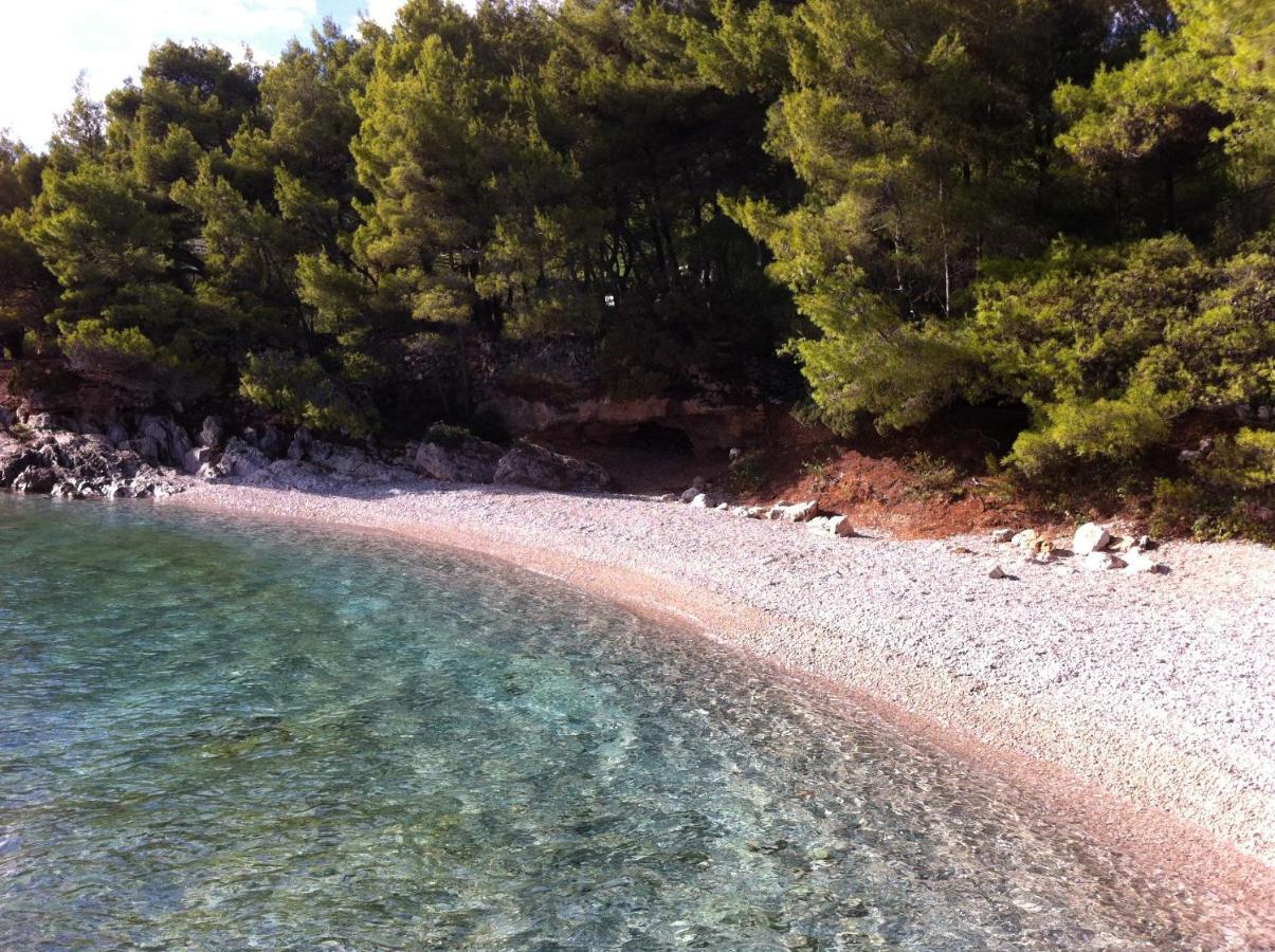 Seaside Secluded Apartments Zavala, Hvar - 15357 젤사 외부 사진