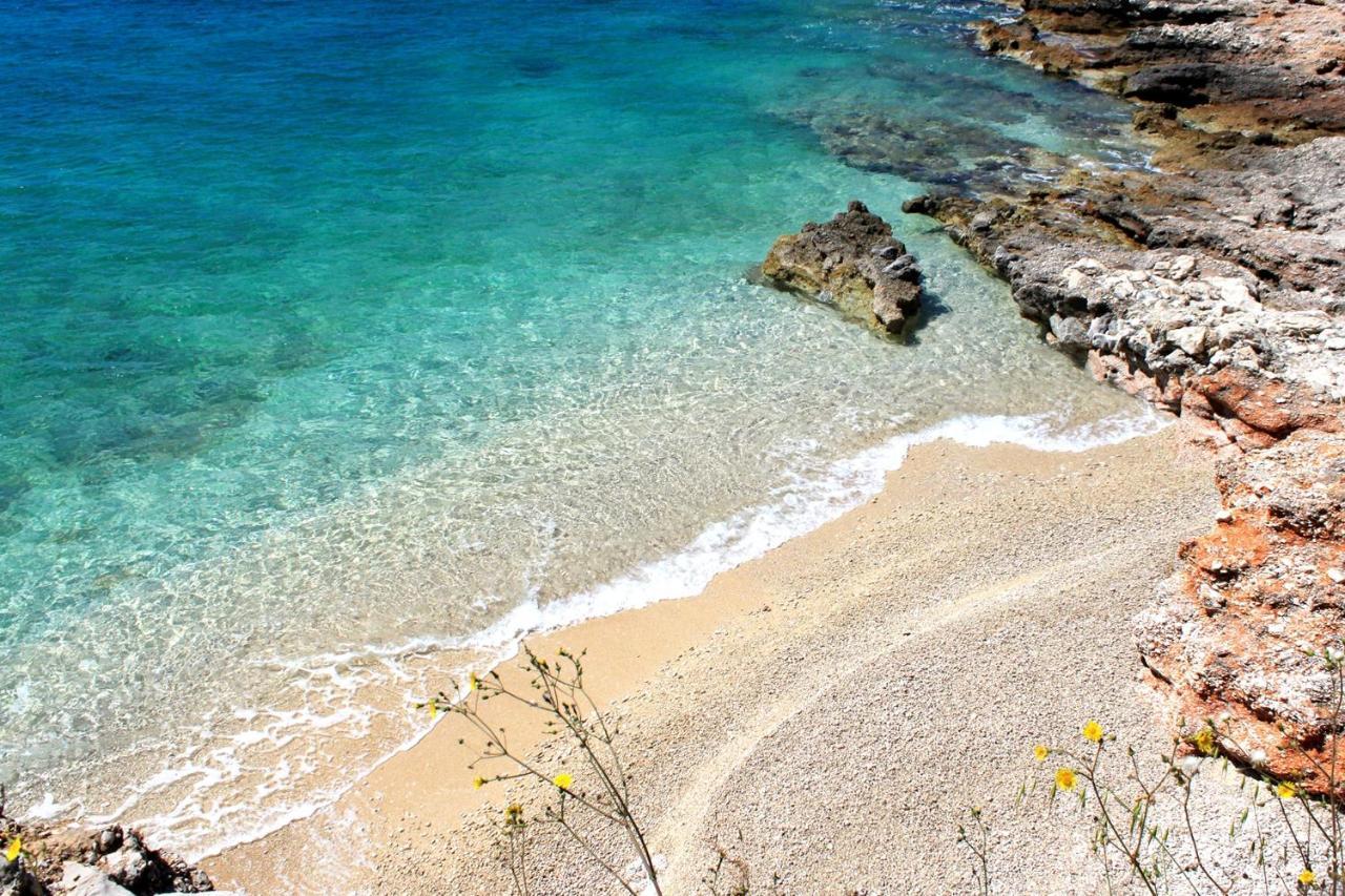 Seaside Secluded Apartments Zavala, Hvar - 15357 젤사 외부 사진