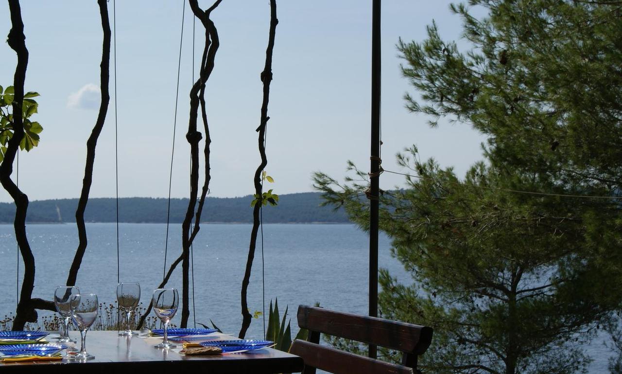 Seaside Secluded Apartments Zavala, Hvar - 15357 젤사 외부 사진